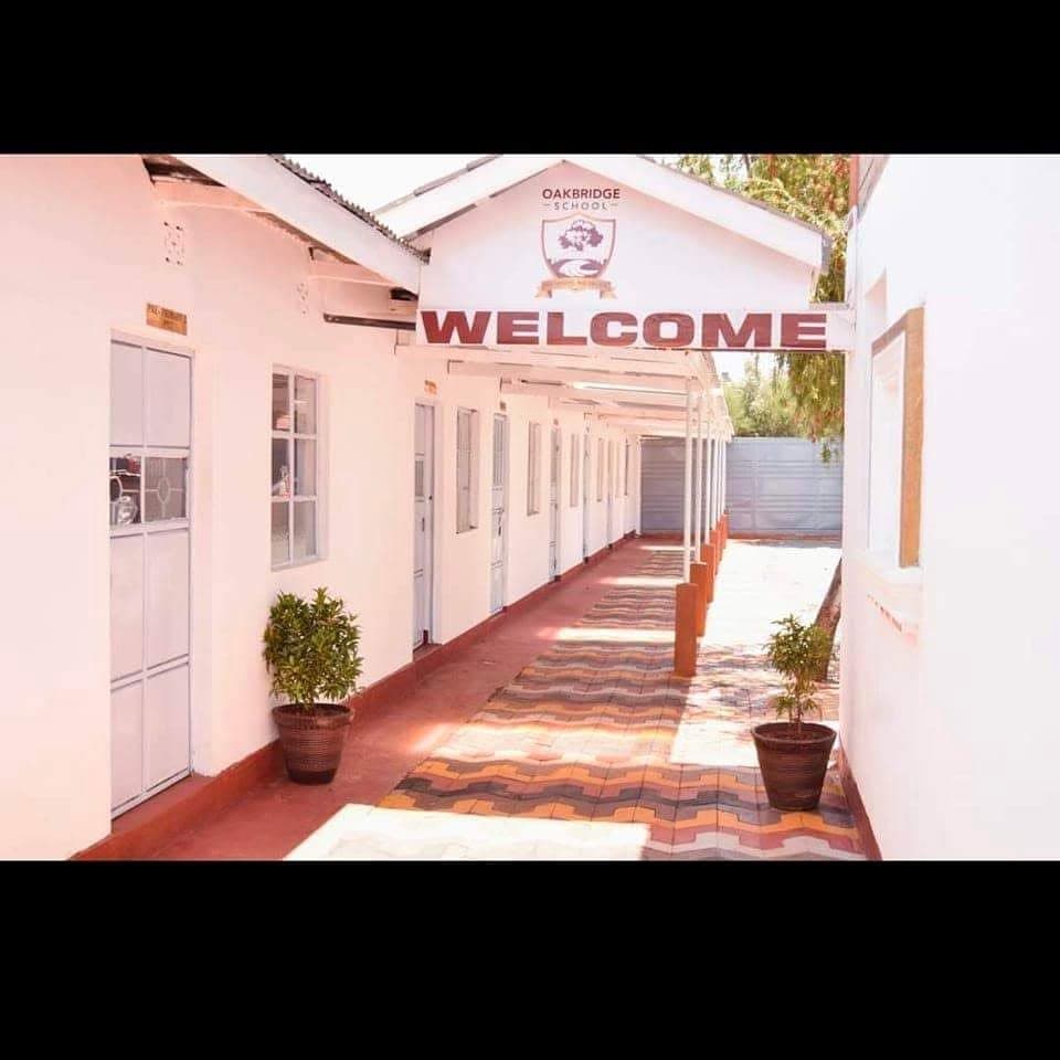 Oakbridge Integrated School campus photo